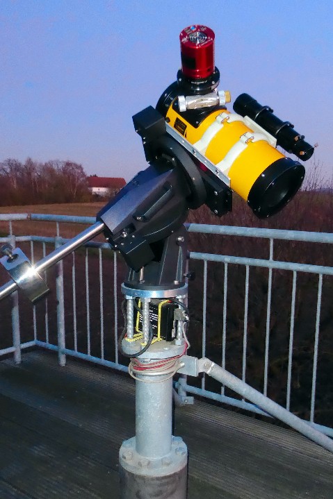 Takahashi Epsilon 130D auf meiner Sternwarte Montierung Gemini G42